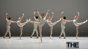 The Second Detail Chor. William Forsythe Tänzer/dancers: Ami Morita, Robert Robinson, Hyo-Jung Kang, Constantine Allen, Angelina Zuccarini, Adhonay Soares da Silva, Miriam Kacerova c. Stuttgarter Ballett